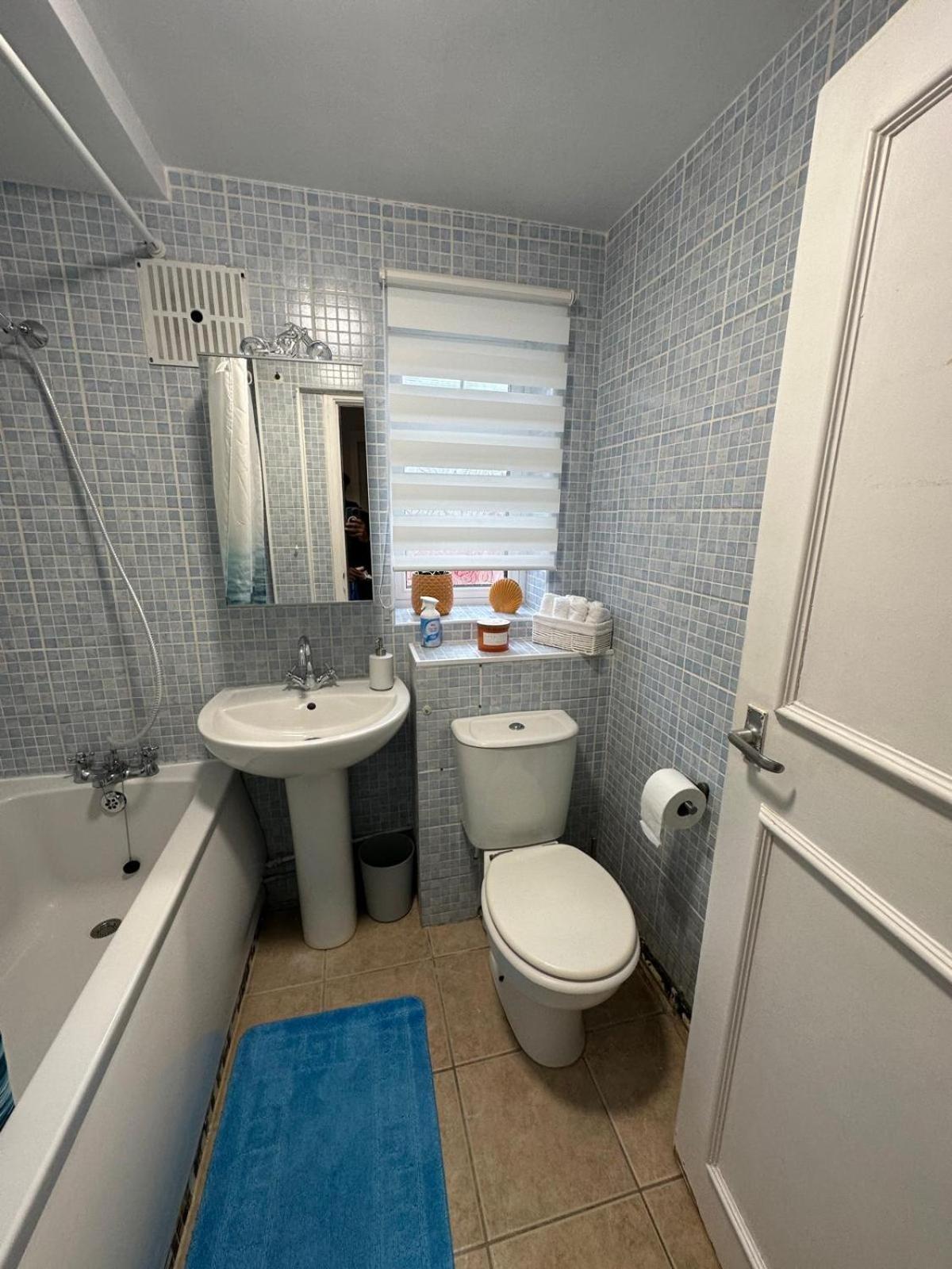 Cosy Entire One Bedroom Hideaway Bromley Buitenkant foto