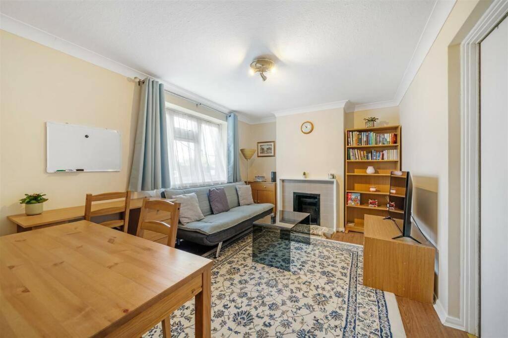 Cosy Entire One Bedroom Hideaway Bromley Buitenkant foto