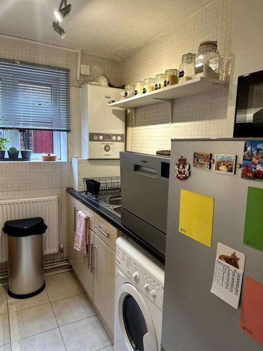 Cosy Entire One Bedroom Hideaway Bromley Buitenkant foto